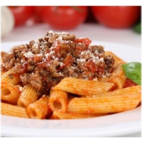 (bolognesesaus,parmaazense kaas)