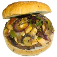 <b>( Huisgemaakte mega kofte burger met gebakken champignons, ui, paprika en chef's speciale saus )</b>